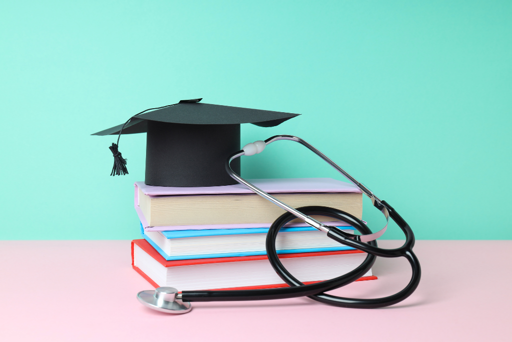 Why Para Medical Education Is a Stable Career Choice